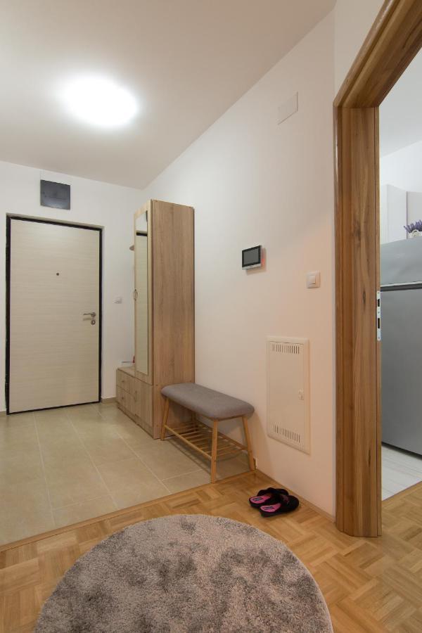 Apartman Carica Visoko Exterior foto